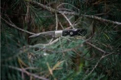 Böker Mamba Grenadill 110821 Gentleman's Knife -Victorinox Store BO110821 10 sfeerfoto