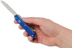 Victorinox Pioneer Alox Blue 0.8201.22R4.KTE1 Knivesandtools Edition, Swiss Pocket Knife -Victorinox Store VT0 8201 22R4 KTE1 06 victorinox