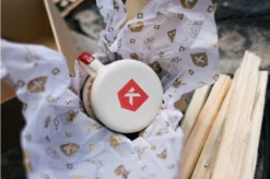 Knivesandtools Enamel Mug E-MG-L-01, Large 10 Cm, Enamel Mug 12 Knivesandtools Enamel Mug E-MG-L-01, Large 10 Cm, Enamel Mug -Victorinox Store knivesandtools enamelware 05